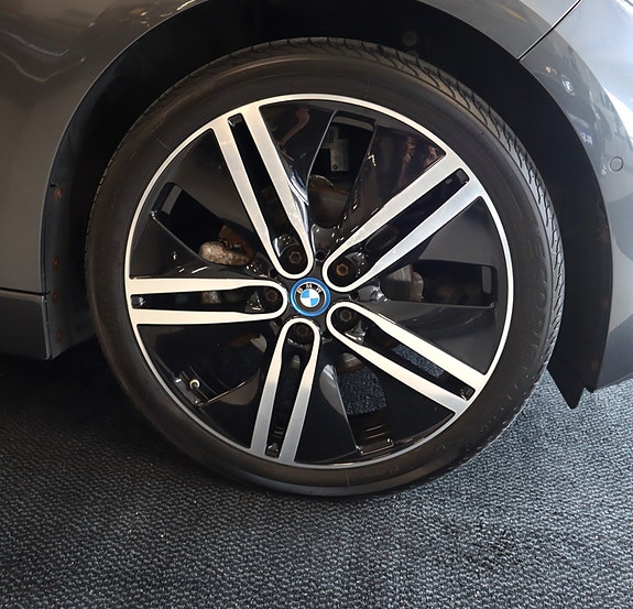 BMW i3 20 of 24