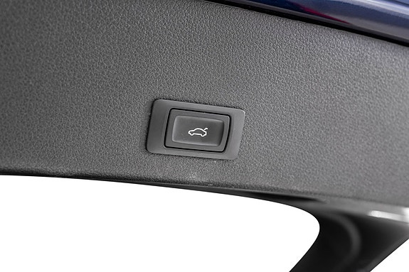 Audi e-tron 28 of 28