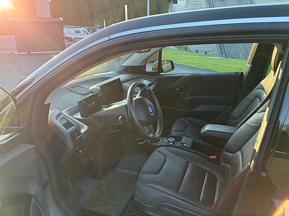 BMW i3 6 of 15