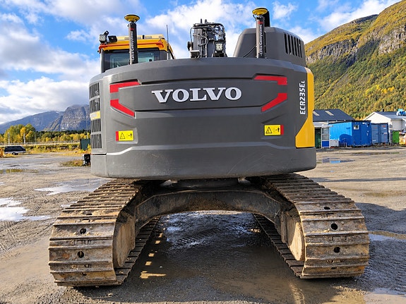 Volvo ECR235EL 5 of 27