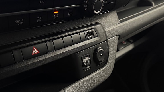Toyota Proace 30 of 30