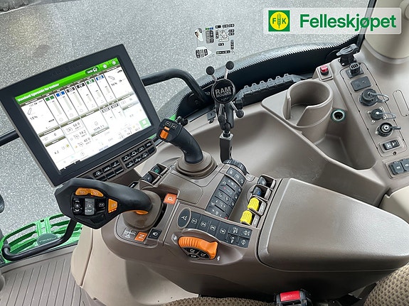John Deere 6R 185 17 of 27