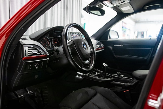 BMW 116i 25 of 30