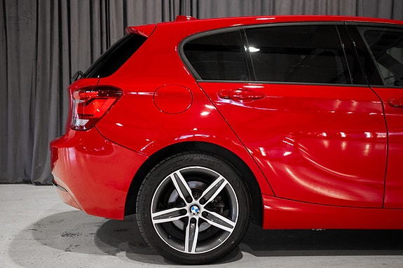 BMW 116i 12 of 30