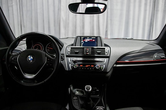 BMW 116i 26 of 30