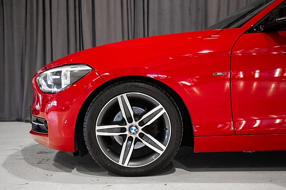 BMW 116i 9 of 30