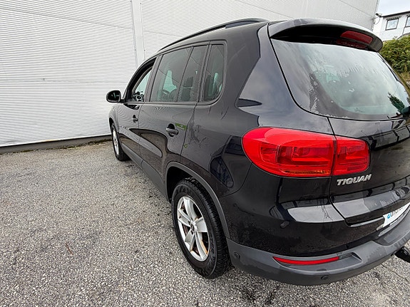 Volkswagen Tiguan 26 of 26