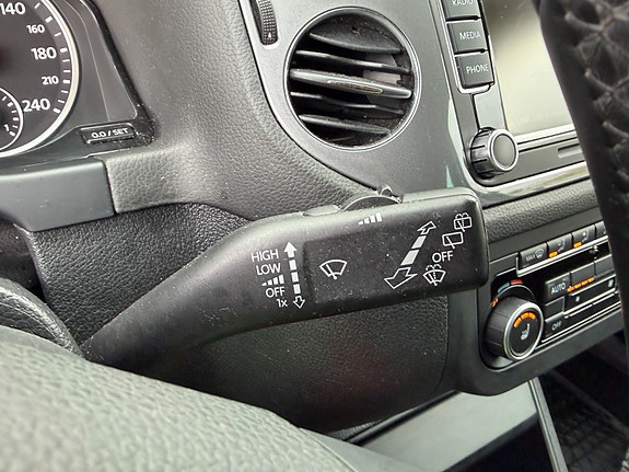 Volkswagen Tiguan 10 of 26