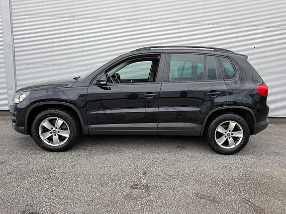 Volkswagen Tiguan 2 of 26