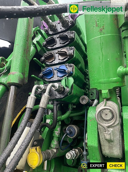 John Deere 7R 350 25 of 30