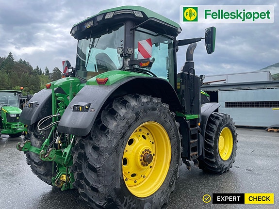 John Deere 7R 350 2 of 30