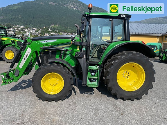John Deere 6120M fjøring på framaksel og hytta 2 of 24