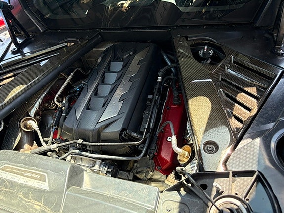 Chevrolet Corvette 15 of 16