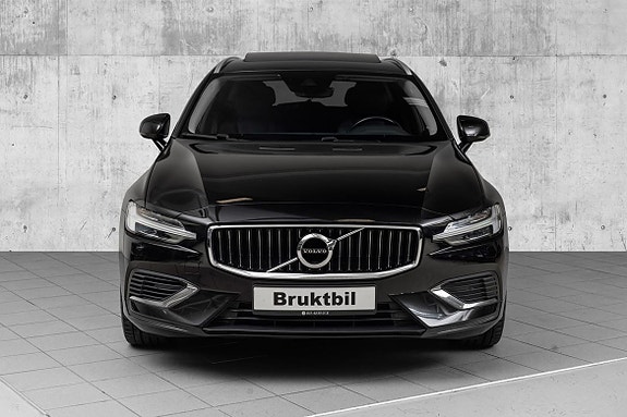 Volvo V60 3 of 26