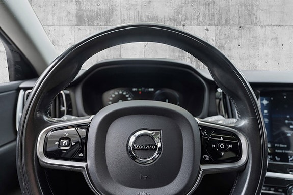 Volvo V60 15 of 26