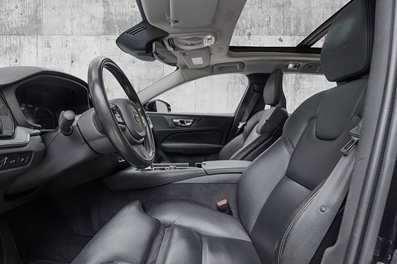 Volvo V60 10 of 26