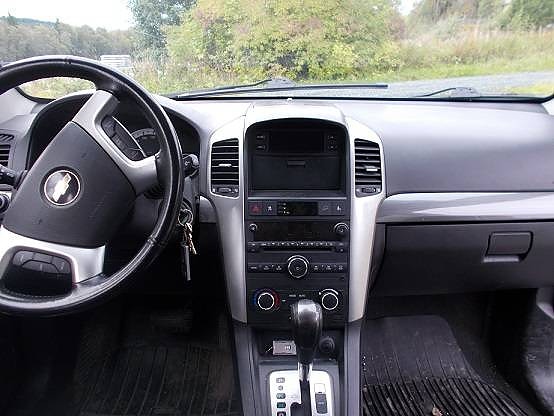 Chevrolet Captiva 16 of 19