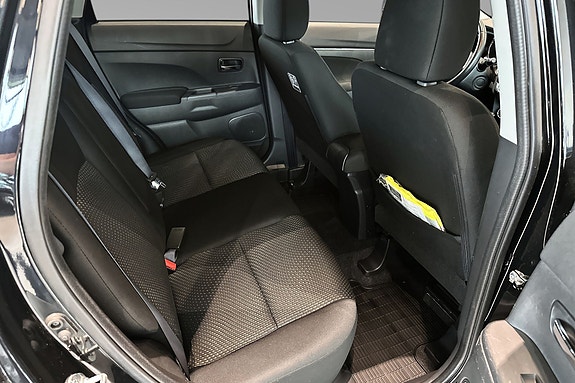 Mitsubishi ASX 16 of 19