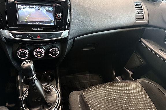 Mitsubishi ASX 14 of 19