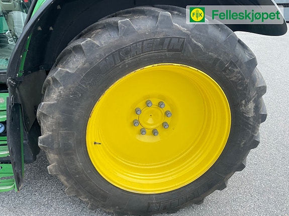 John Deere Hjul par: Michelin Multibib  540/65R38 GKN Gul 1 2 of 3