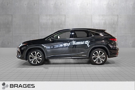 Lexus RX450h 2 of 30