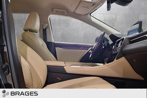 Lexus RX450h 28 of 30