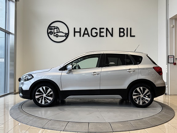 Suzuki S-Cross 4 of 28
