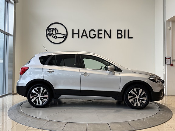 Suzuki S-Cross 8 of 28