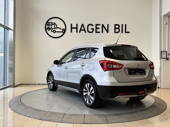 Suzuki S-Cross 5 of 28