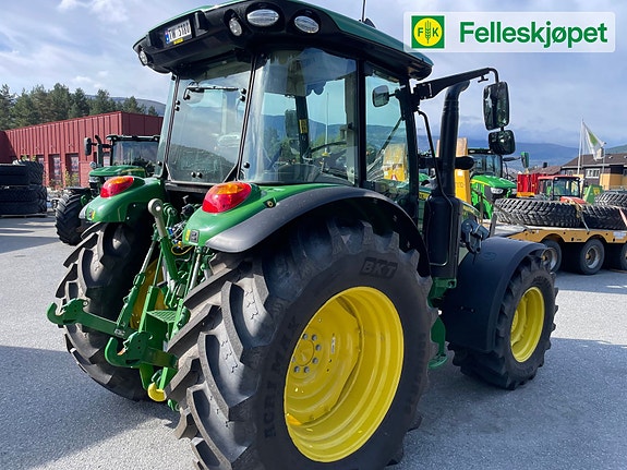 John Deere 5120M foront hydr, pto og ålø fundament. 2 of 11