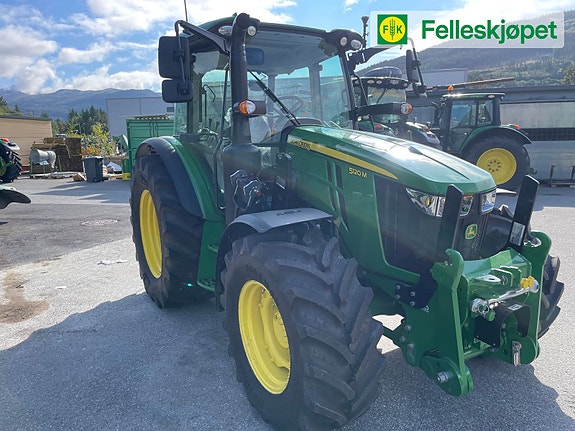 John Deere 5120M foront hydr, pto og ålø fundament. 4 of 11