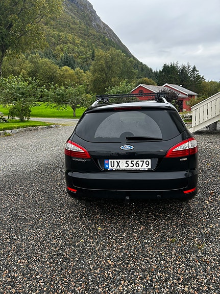 Ford Mondeo 3 of 8