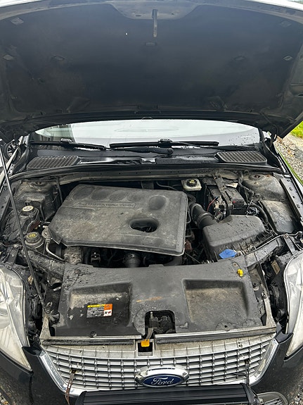 Ford Mondeo 4 of 8