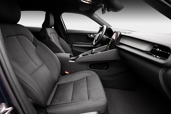 Polestar 2 27 of 30