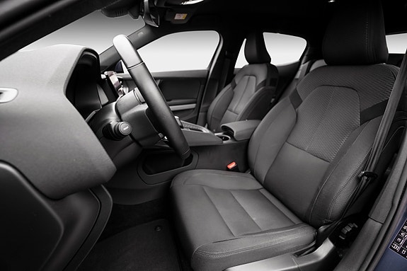 Polestar 2 8 of 30
