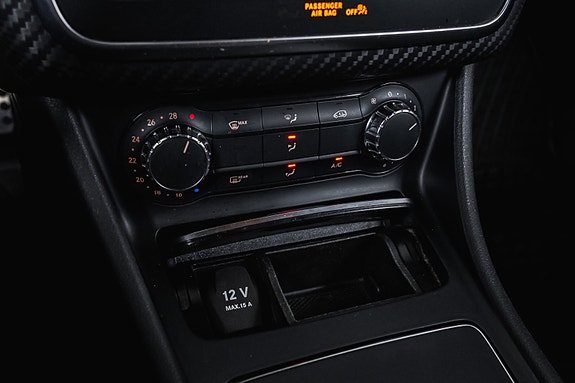 Mercedes-Benz A180 26 of 30