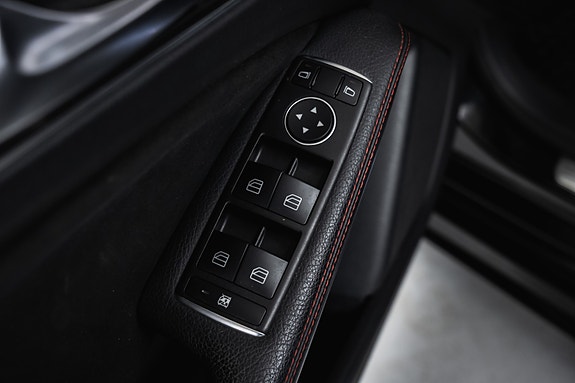 Mercedes-Benz A180 29 of 30