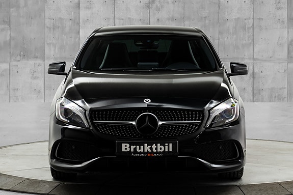 Mercedes-Benz A180 3 of 30
