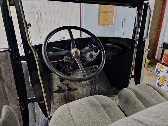 Ford A 12 of 14