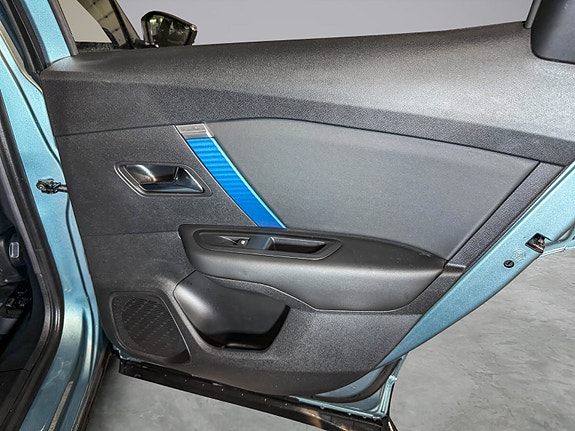Citroen E-C4 23 of 30