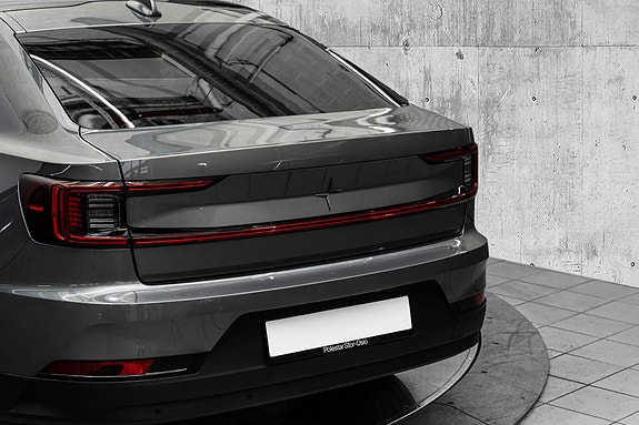 Polestar 2 6 of 29