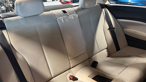 BMW 218d 15 of 29