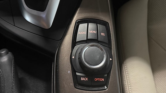 BMW 218d 19 of 29