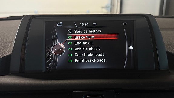 BMW 218d 25 of 29