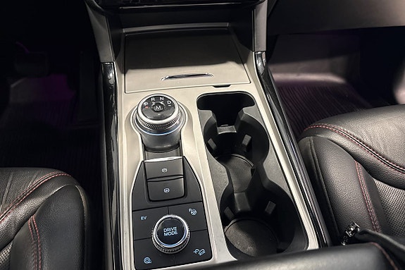 Ford Explorer 13 of 25