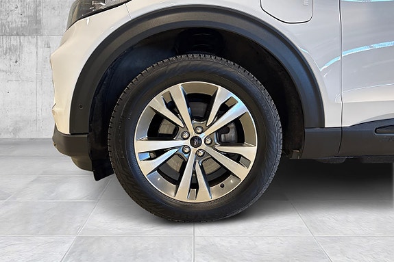 Ford Explorer 9 of 25