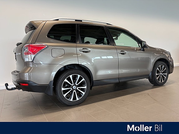 Subaru Forester 3 of 20