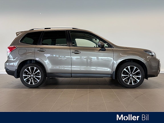 Subaru Forester 2 of 20