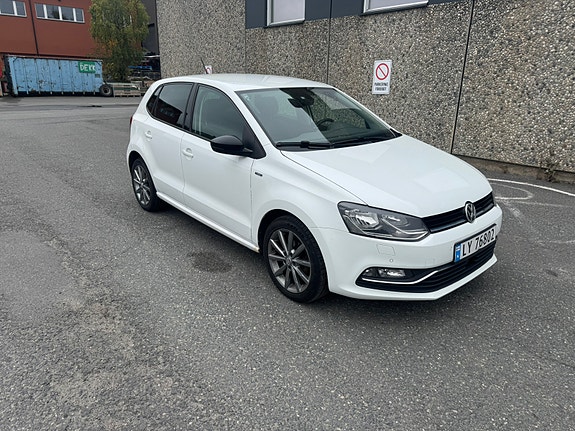 Volkswagen Polo 4 of 8