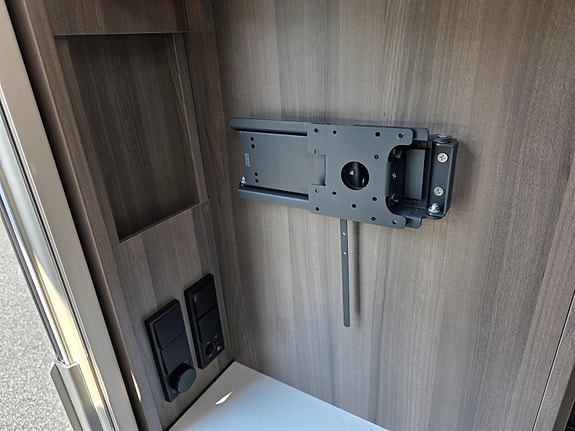 KABE ESTATE 520 XL 10 of 23